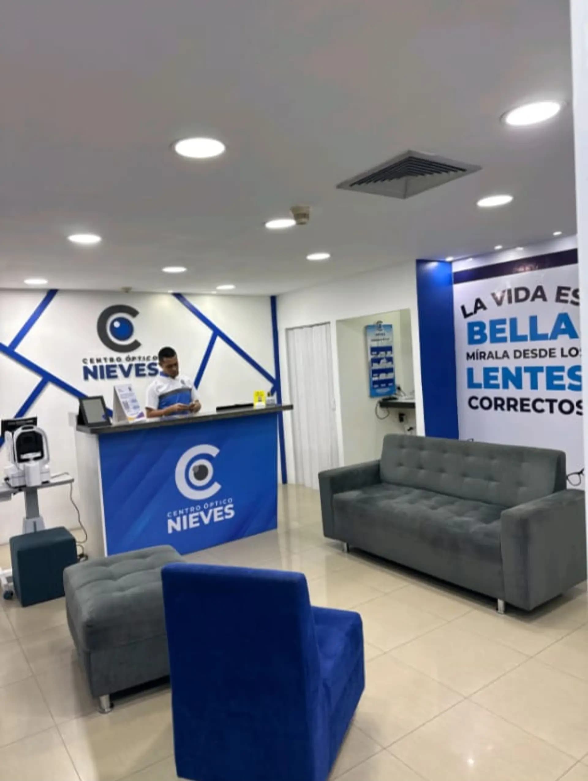 Centro Optico Nieves 2