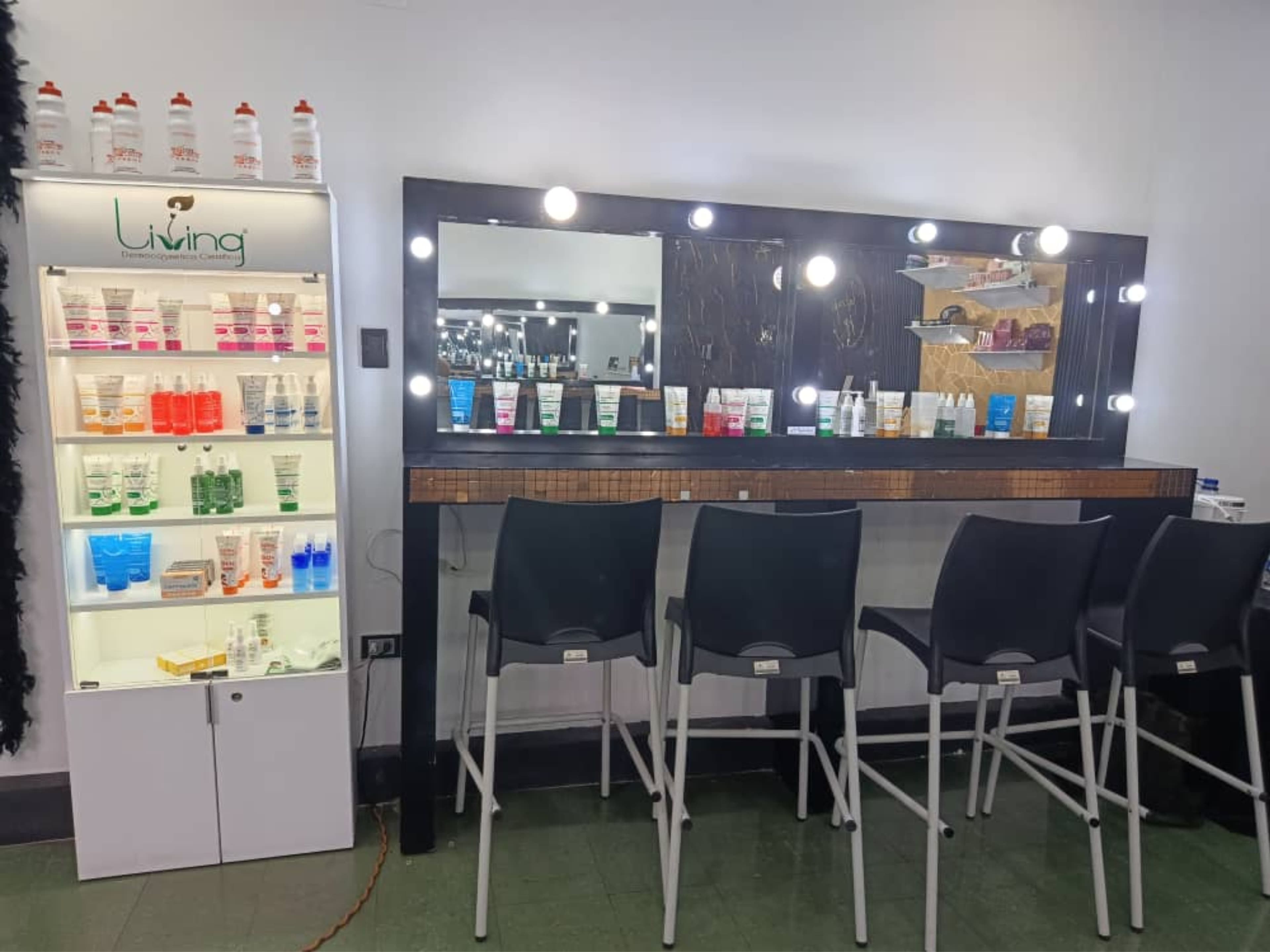 Makeups KR 4